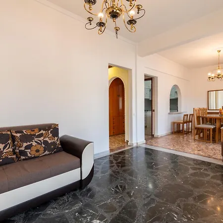 Lina's House * Νέος Μαρμαράς